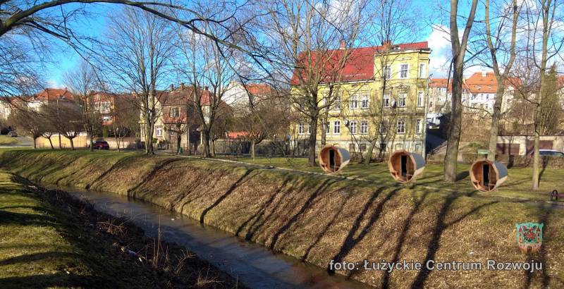 sauny na brzegu Siekierki (żart na Prima Aprilis)